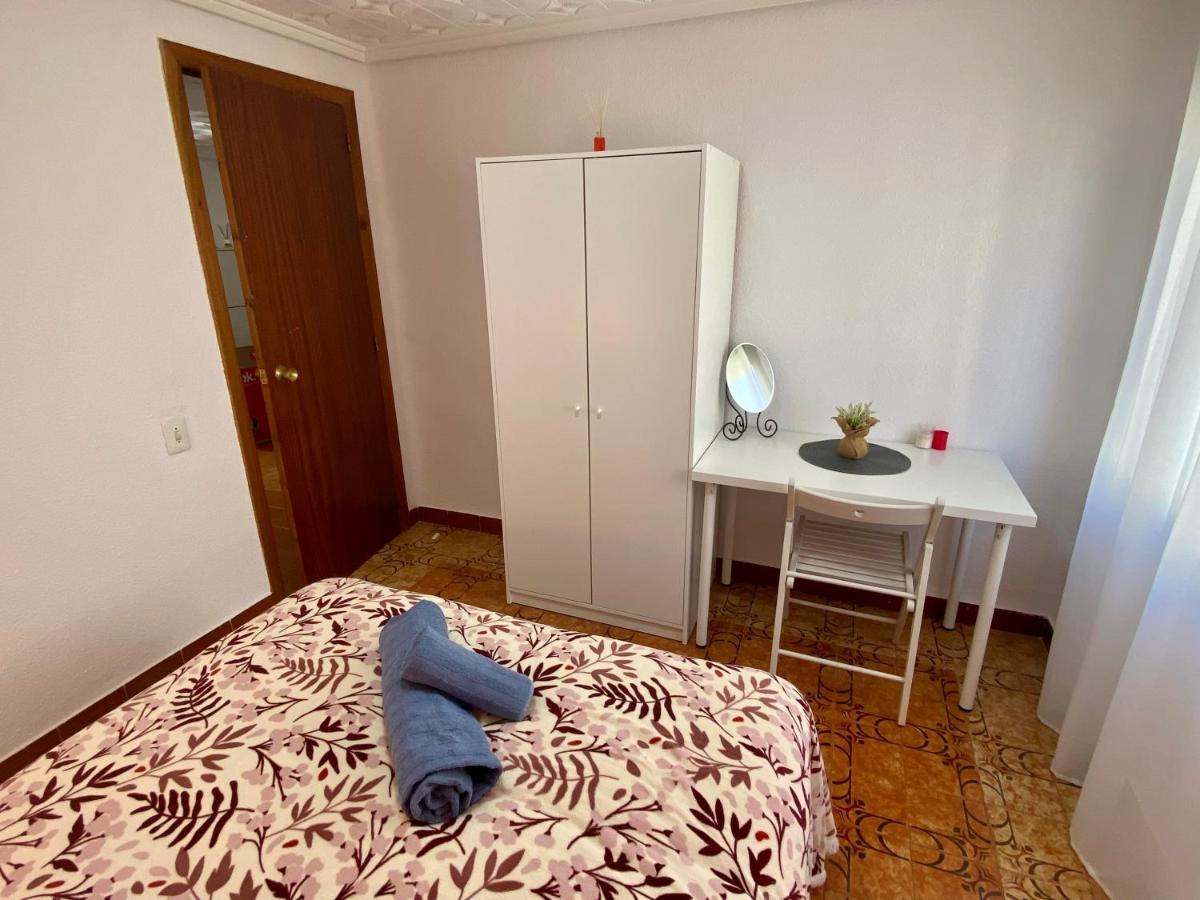 A Separate Room Comfort In A Two-Room Apartment Is 28 Km From Valencia With Wi-Fi Puerto de Sagunto Exterior photo